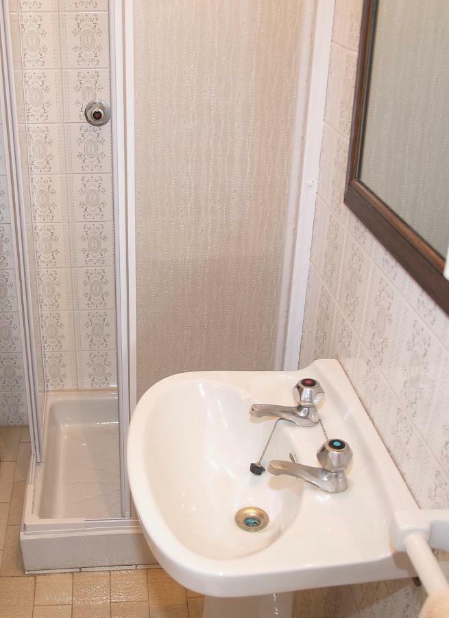 Apartamentos Vacacionales Caracas Sanxenxo Luaran gambar