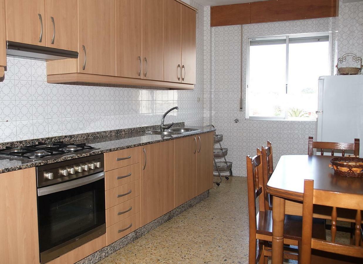 Apartamentos Vacacionales Caracas Sanxenxo Luaran gambar