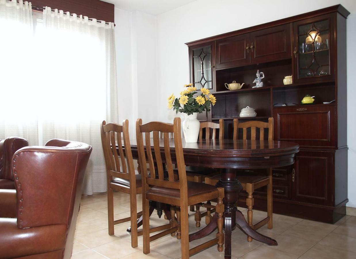 Apartamentos Vacacionales Caracas Sanxenxo Luaran gambar